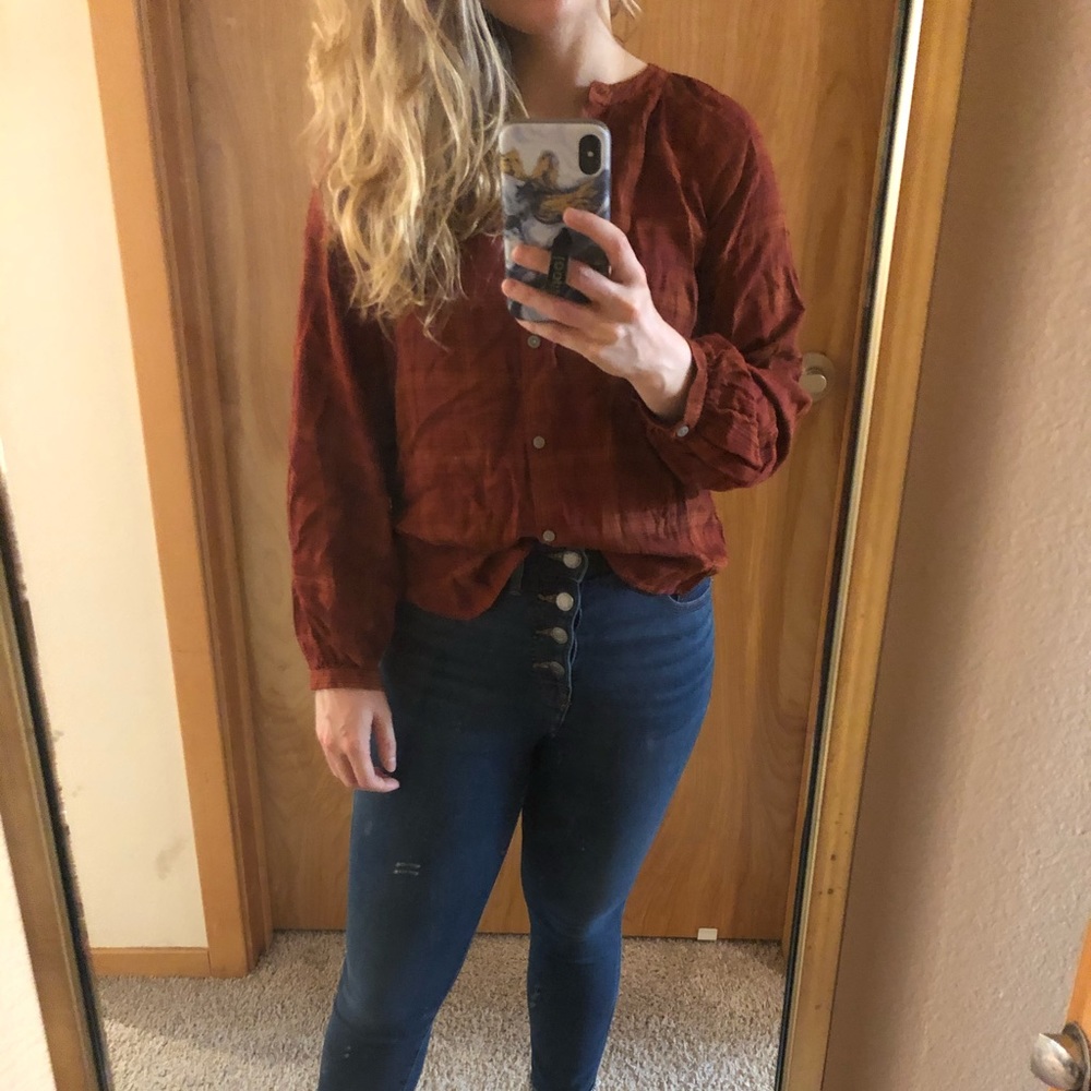 Universal thread plaid peasant blouse